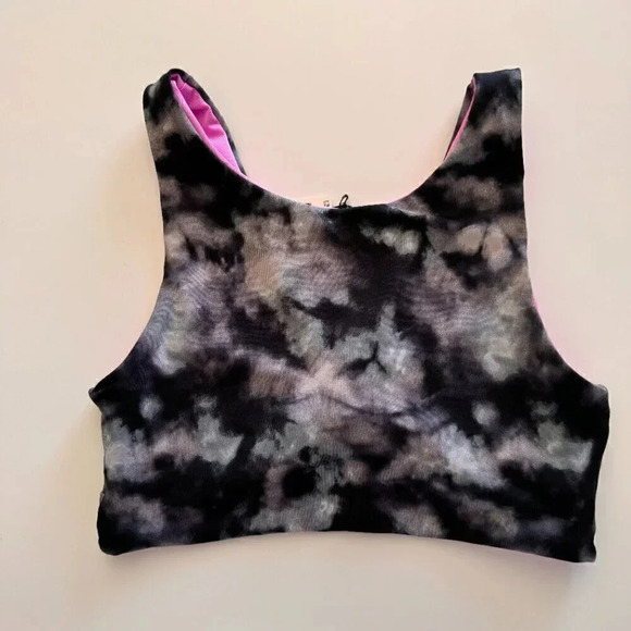 NWT- Pink Sport- Victoria's Secret- Reversible- Pink and Grey- Women- S - Picture 2 of 8